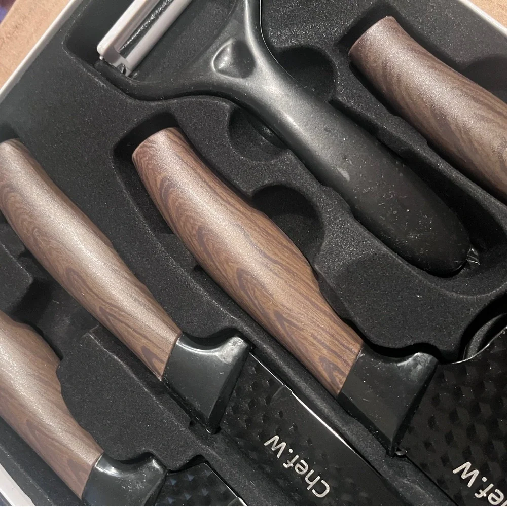 Black Textured 6-Piece Kitchen Knife Set for Men Grooming